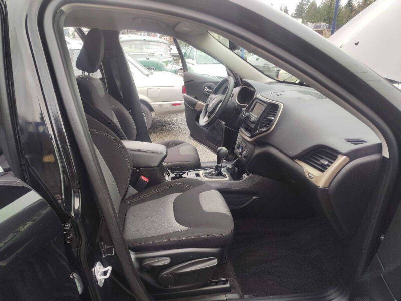 2018 Jeep Cherokee Latitude