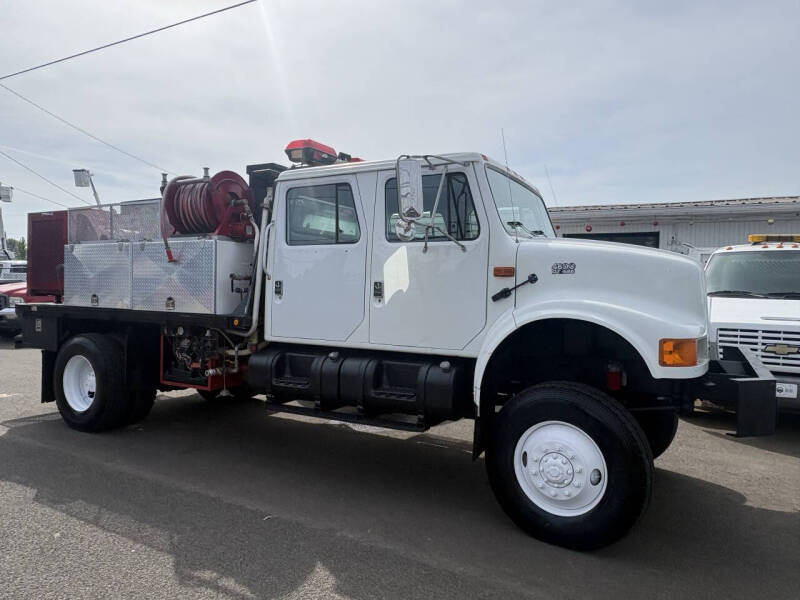 2001 International 4900