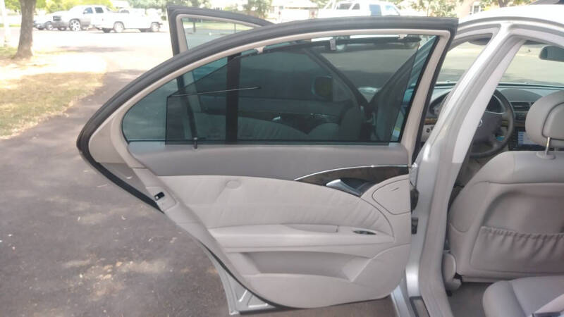 2005 Mercedes-Benz E-Class E 320