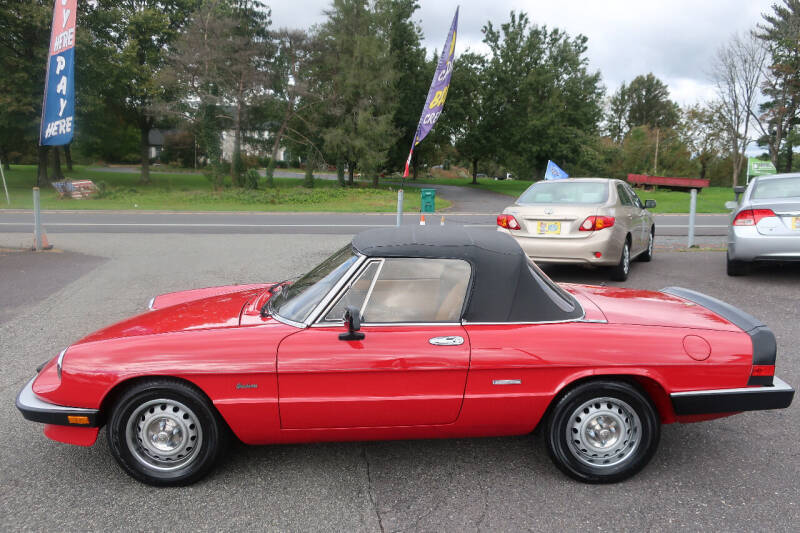 1987 Alfa Romeo Spider for sale at GEG Automotive in Gilbertsville PA