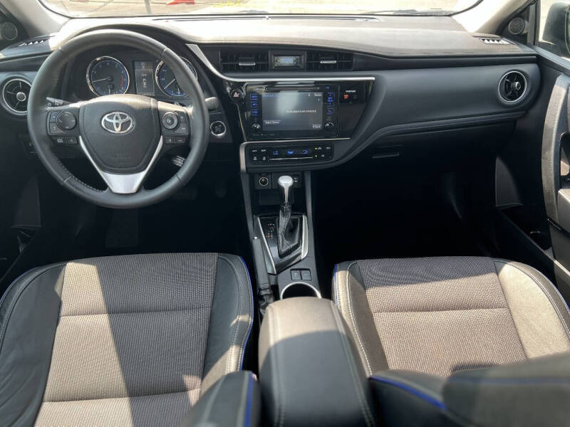 2017 Toyota Corolla XSE