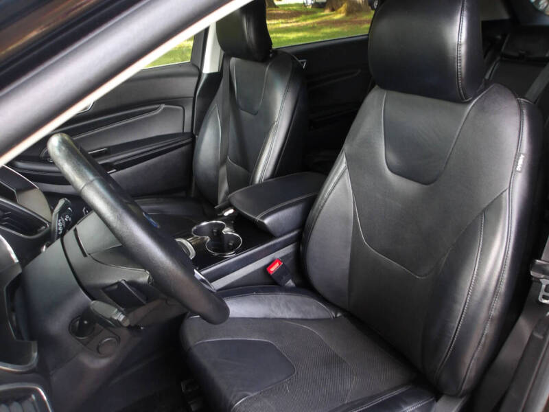 2016 Ford Edge Titanium