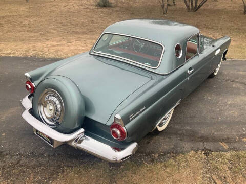 1956 Ford Thunderbird