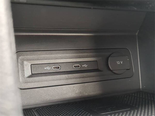 2023 Volkswagen Atlas SE