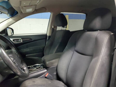 2013 Nissan Pathfinder SV