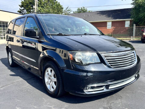 2013 Chrysler Town and Country Touring