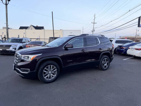 2017 GMC Acadia SLE-2