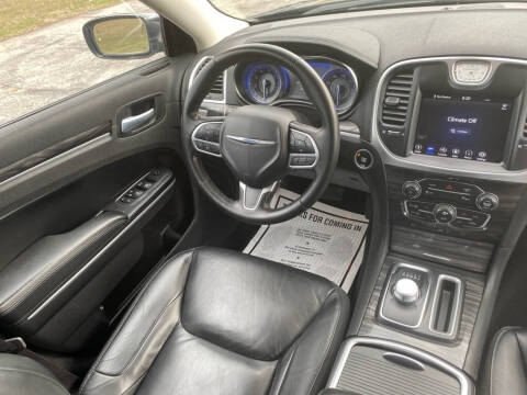 2021 Chrysler 300 Touring