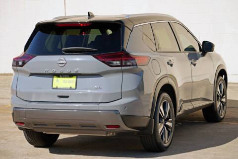 2024 Nissan Rogue SL