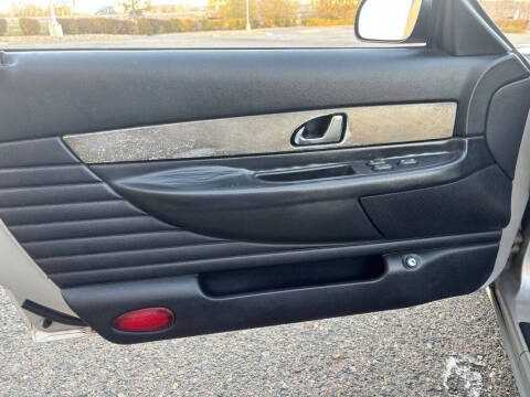 2004 Ford Thunderbird Deluxe