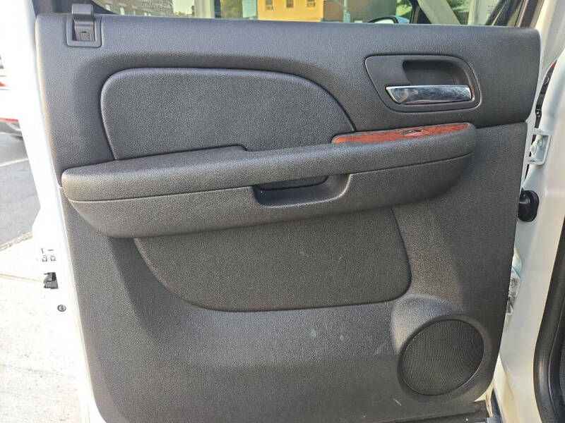 2012 Chevrolet Avalanche LTZ