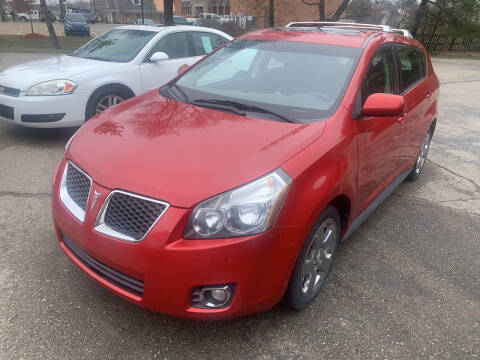2009 Pontiac Vibe for sale at Leonard Enterprise Used Cars in Orion Township MI