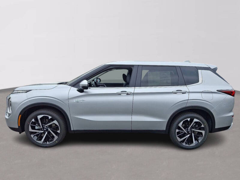 2025 Mitsubishi Outlander PHEV SE