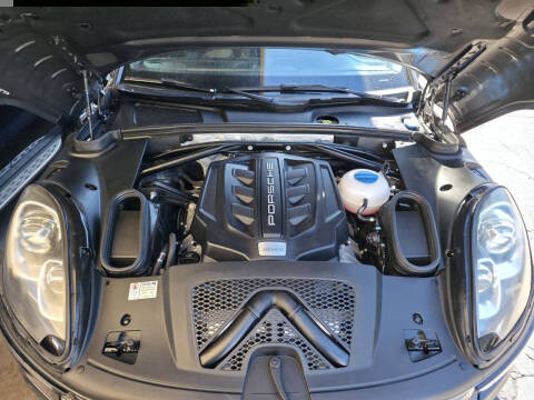 2016 Porsche Macan S