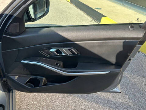 2023 BMW 3 Series 330i