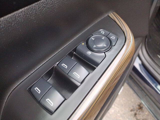 2017 GMC Acadia SLE-2