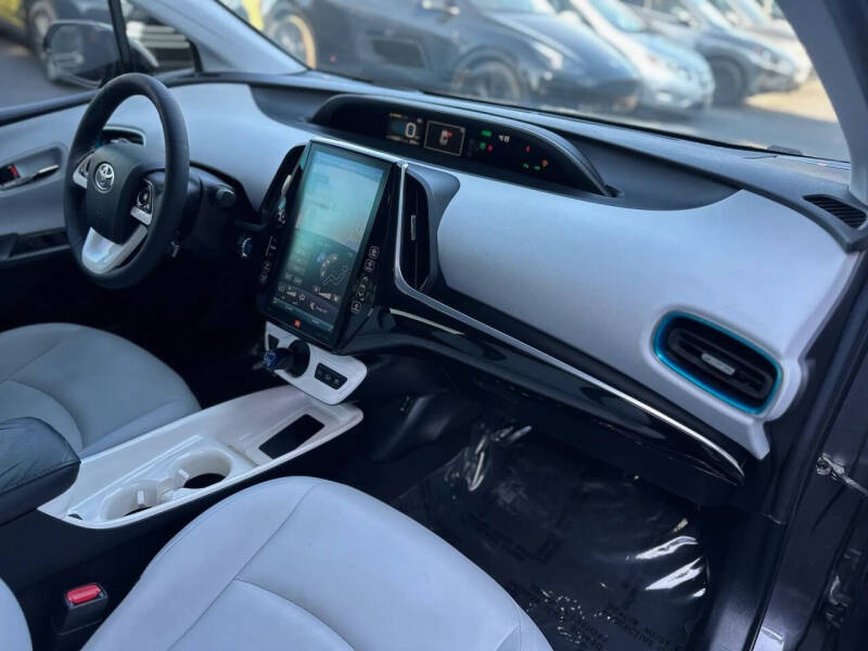 2019 Toyota Prius Prime