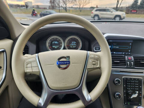 2013 Volvo XC60 3.2 Premier