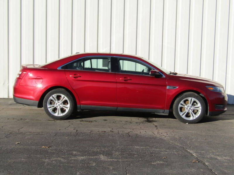 2018 Ford Taurus SEL