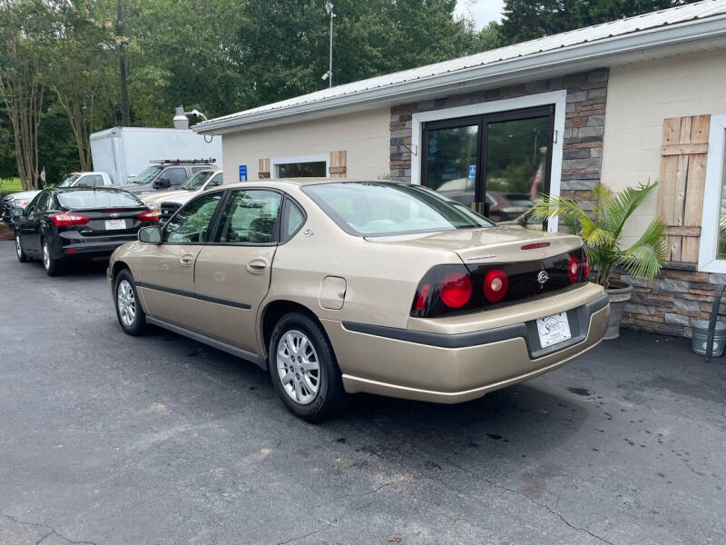 2005 Chevrolet Impala Base photo 6