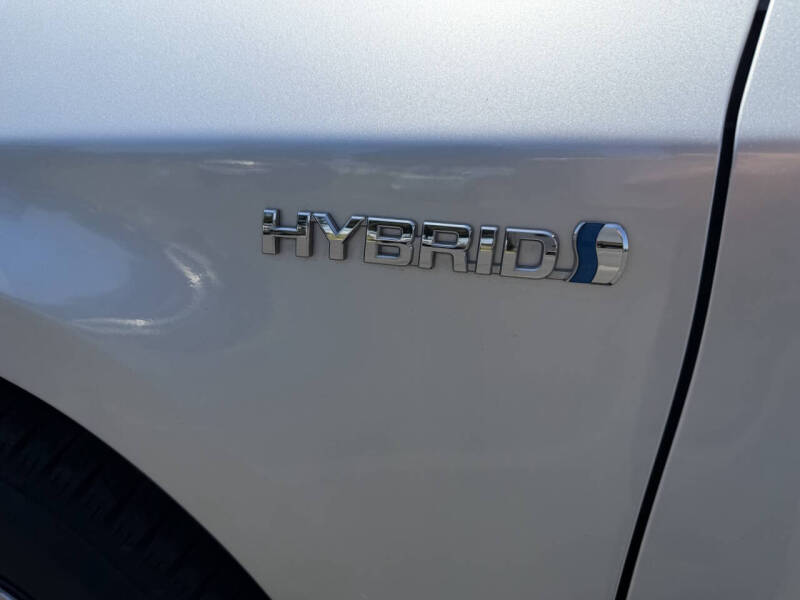 2013 Toyota Prius Three