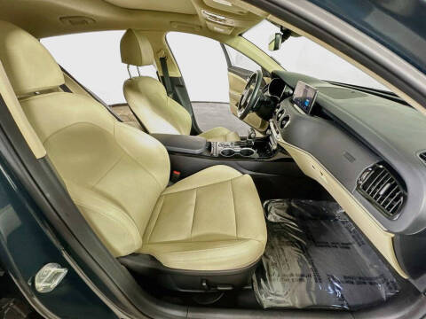 2023 Kia Stinger