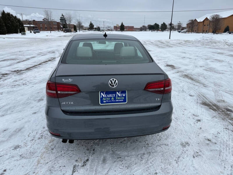 2017 Volkswagen Jetta 1.8T Sport