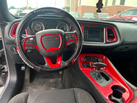 2015 Dodge Challenger SXT