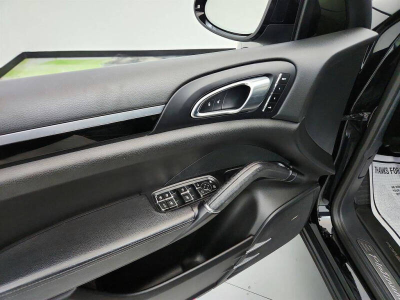 2017 Porsche Cayenne