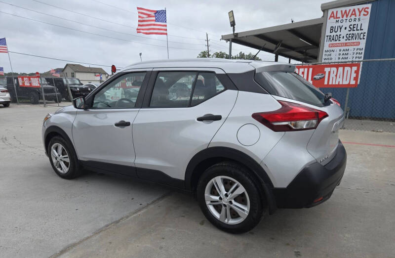 2019 Nissan Kicks