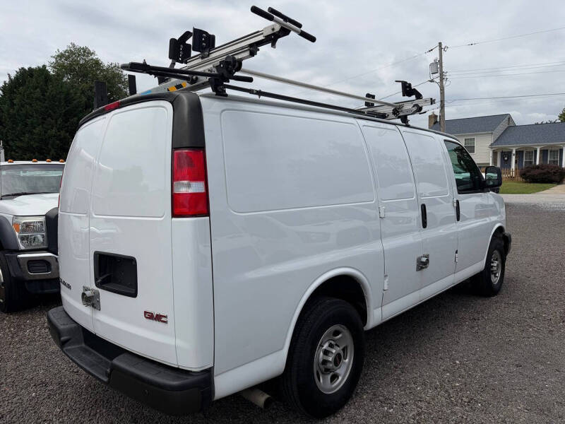 2022 GMC Savana 2500