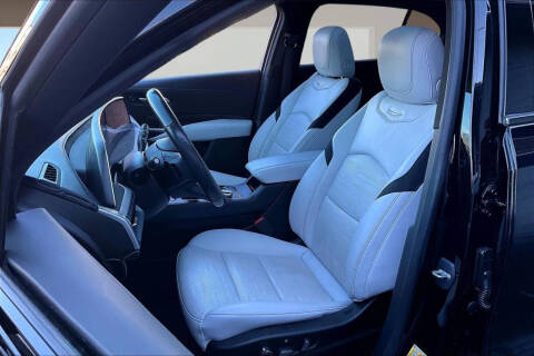 2024 Cadillac XT4 Sport