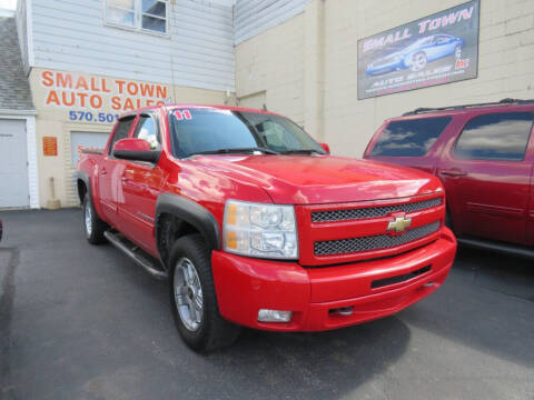2011 Chevrolet Silverado 1500 for sale at Small Town Auto Sales in Hazleton PA