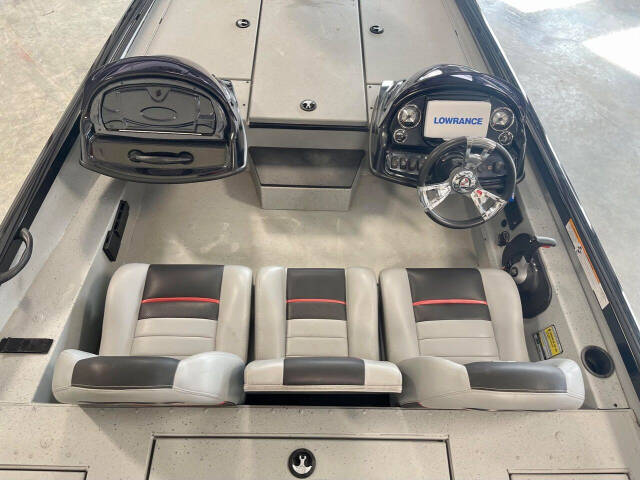 2018 Triton 18 TX for sale at Truman Lake Marine in Warsaw, MO