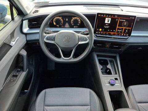 2025 Volkswagen Tiguan SE 4Motion