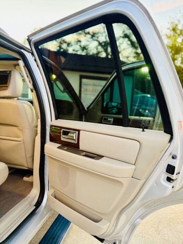 2014 Lincoln Navigator