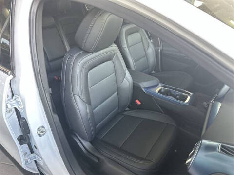 2026 Chevrolet Equinox EV LT 2