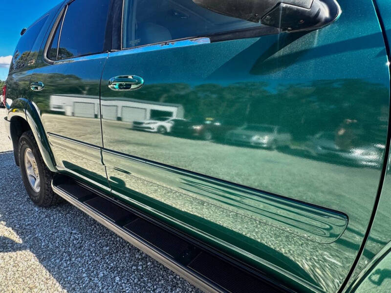 2001 Toyota Sequoia SR5