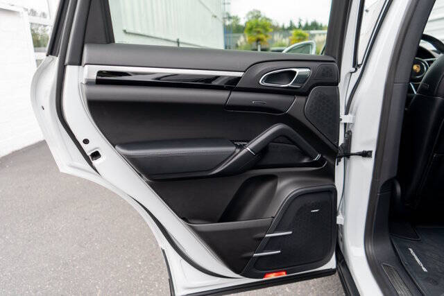 2018 Porsche Cayenne 26