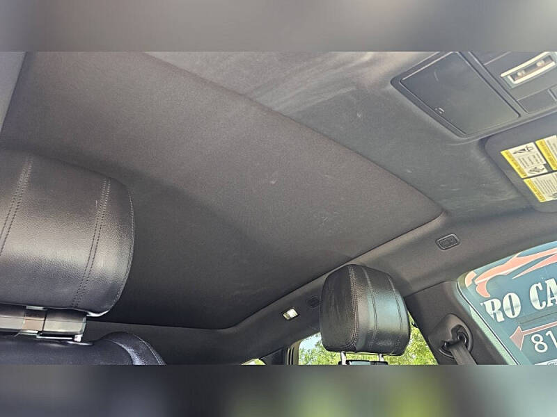 2020 Land Rover Range Rover Evoque R-Dynamic SE