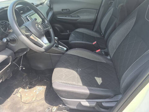 2019 Nissan Kicks S