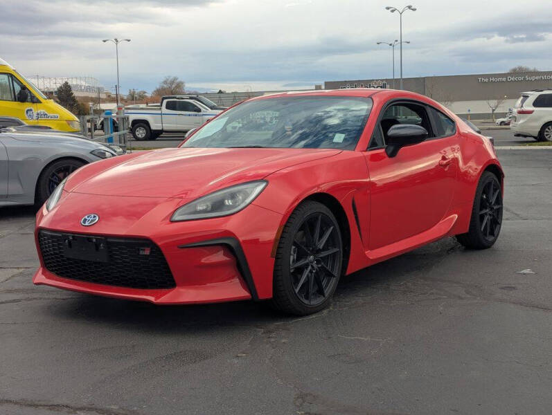 2025 Toyota GR86 Premium