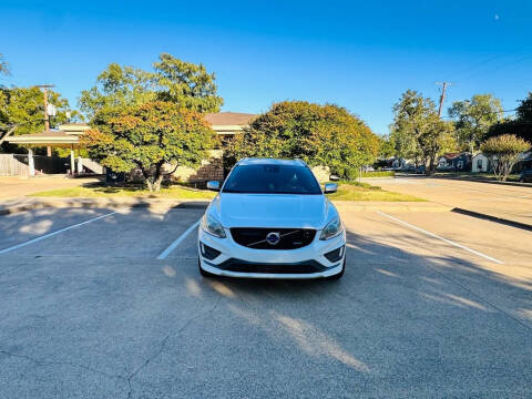 2015 Volvo XC60 T6 R-Design Platinum