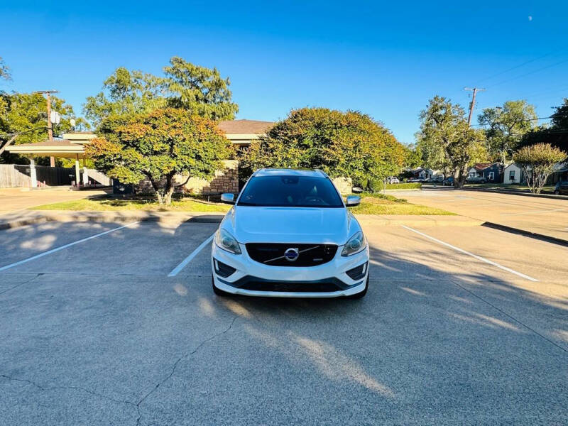 2015 Volvo XC60 T6 R-Design Platinum