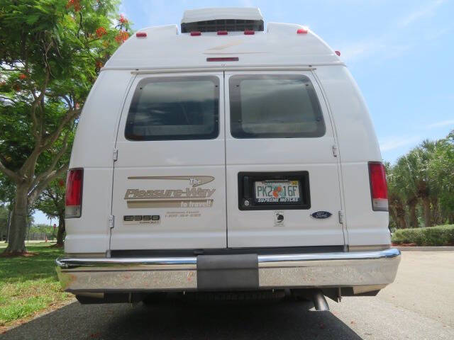 2006 Ford E-Series E-350 SD
