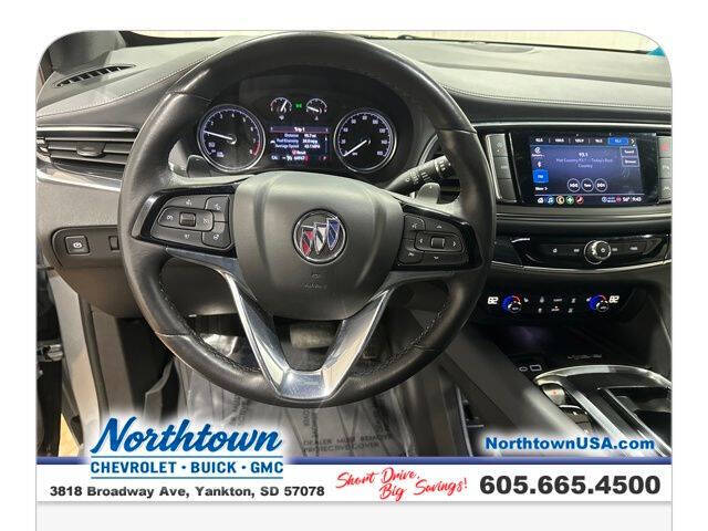 2023 Buick Enclave Essence