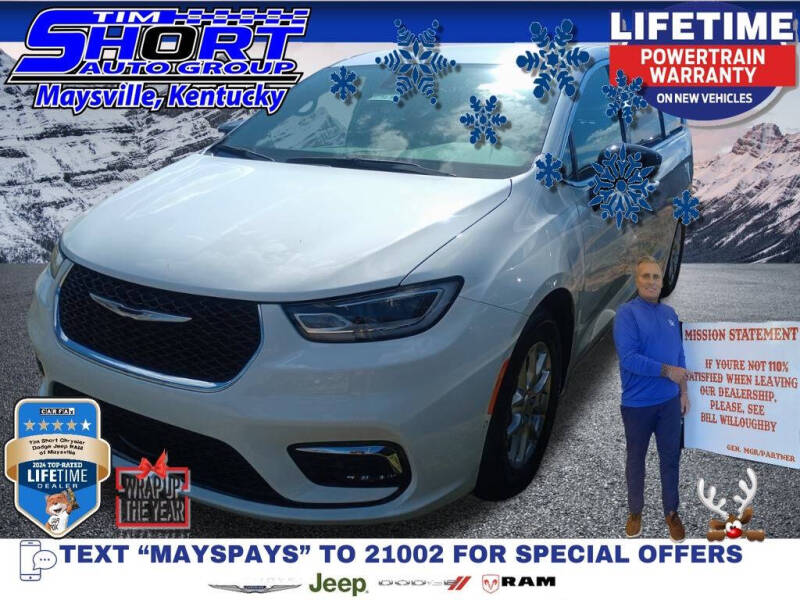 2026 Chrysler Pacifica Select's photo