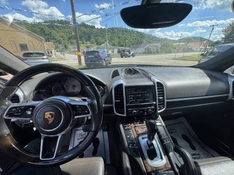 2016 Porsche Cayenne S
