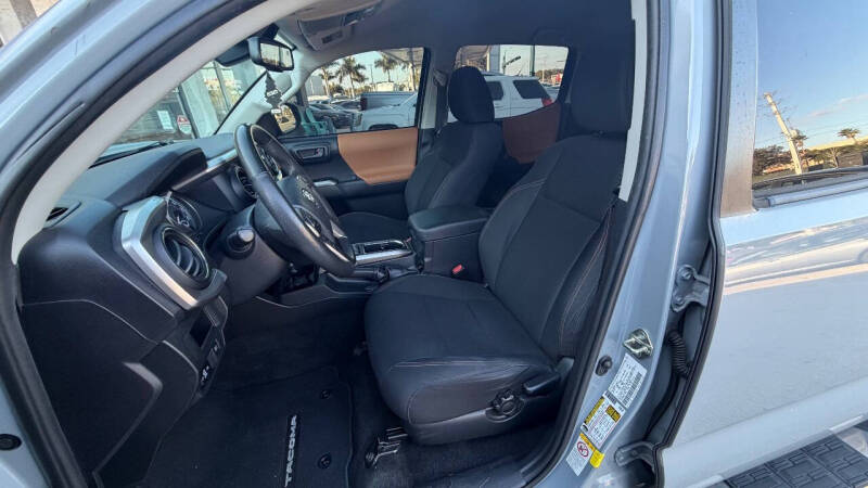 2019 Toyota Tacoma SR5 V6