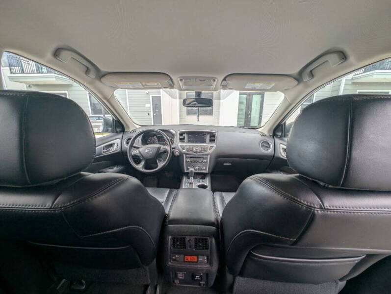 2018 Nissan Pathfinder S